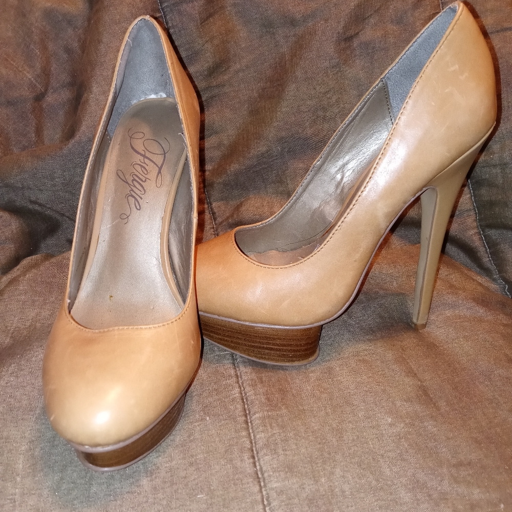 Fergie pumps